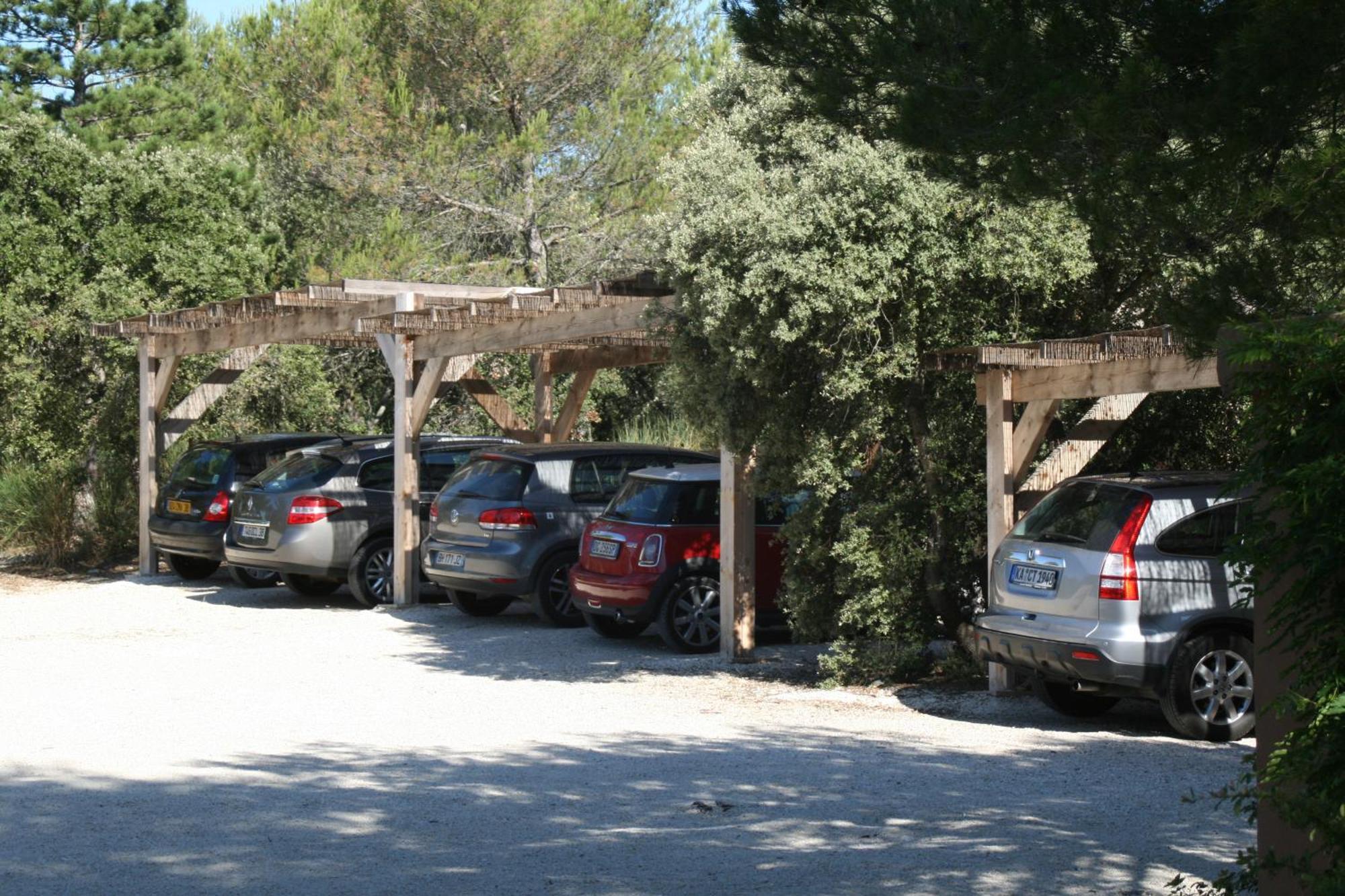 La Cle Des Champs, Boutique Hotel & Spa - Le Mas De Garrigon Roussillon en Isere Buitenkant foto