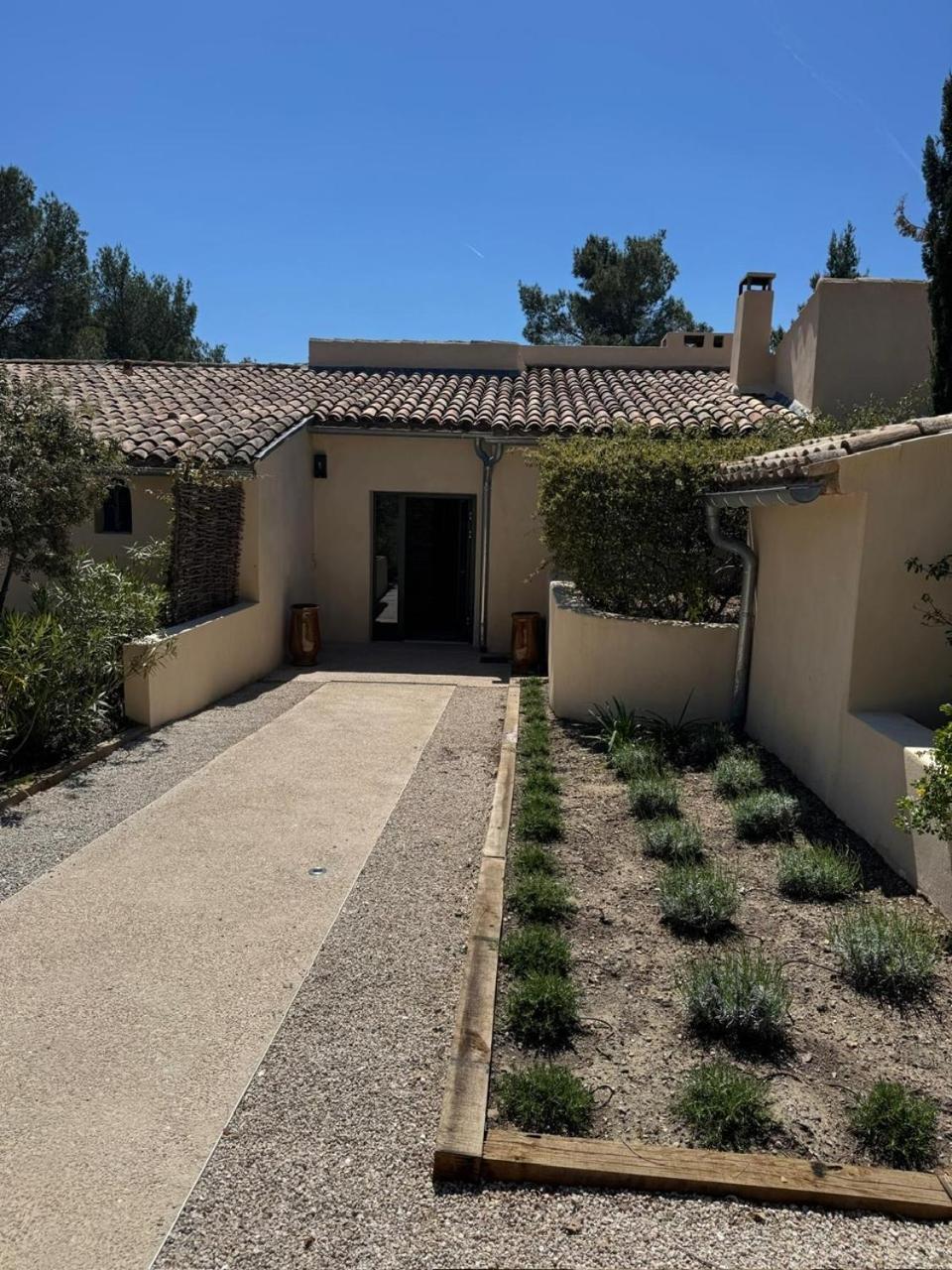 La Cle Des Champs, Boutique Hotel & Spa - Le Mas De Garrigon Roussillon en Isere Buitenkant foto
